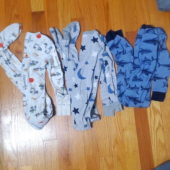 Set of 3 Old Navy PJs - Picture 1 of 7